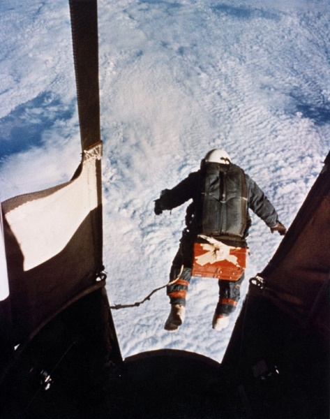 Joe Kittinger jumps