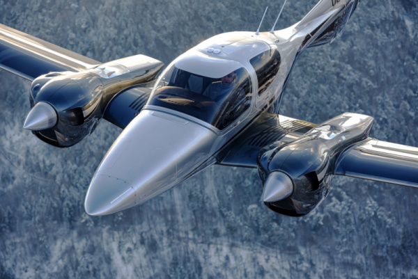 Diamond DA42